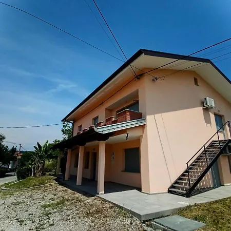Vipolze Family Apartamento