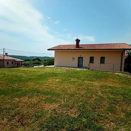 Vipolze Family Dobrovo